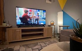 The Smart Studio 102